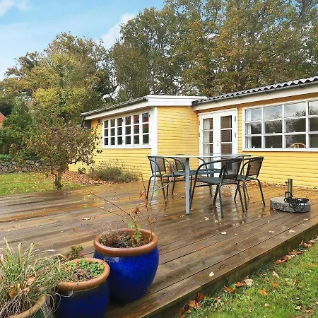 Haarby Iv Holiday home Brunshuse